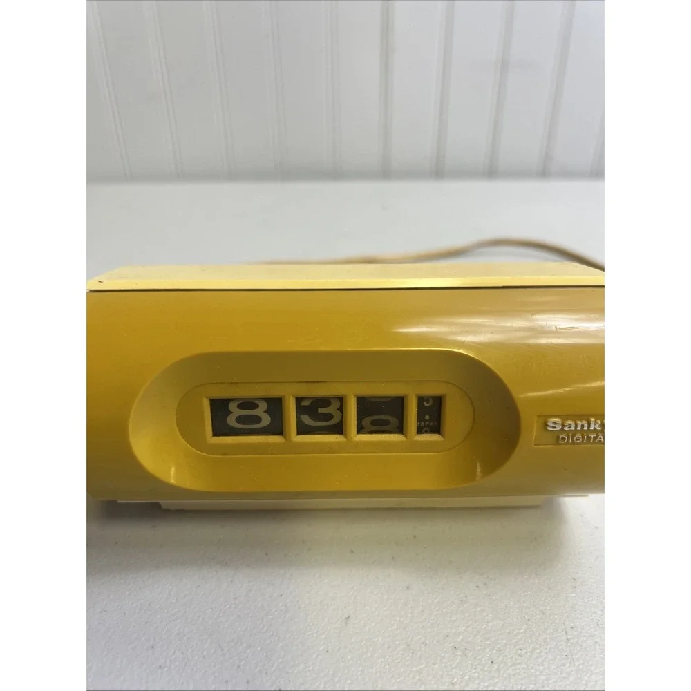 Rare SANKYO 451 Flip Clock Retro Vintage 50Hz  Collector For Parts Or Repair
